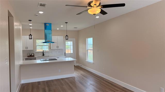Foto del edificio - 2619 Creekview Dr