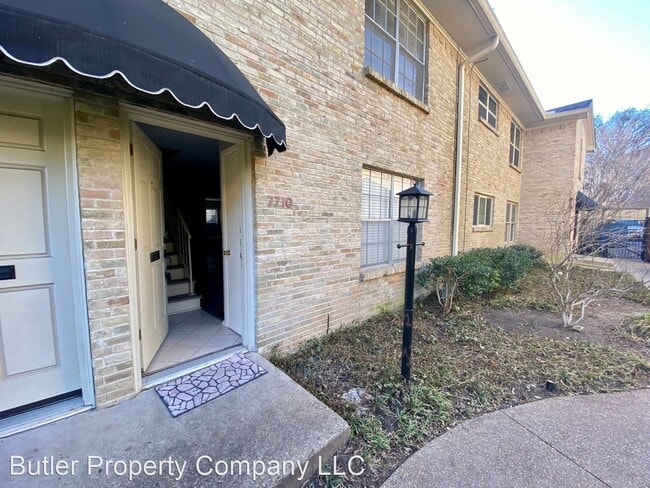 Building Photo - 2 br, 1.5 bath House - 7710 B Royal Lane U...