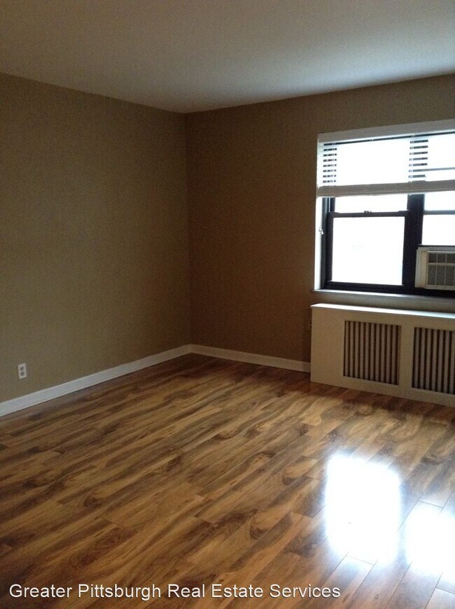 Building Photo - 1 br, 1 bath House - 765 College Ave. Apt 107