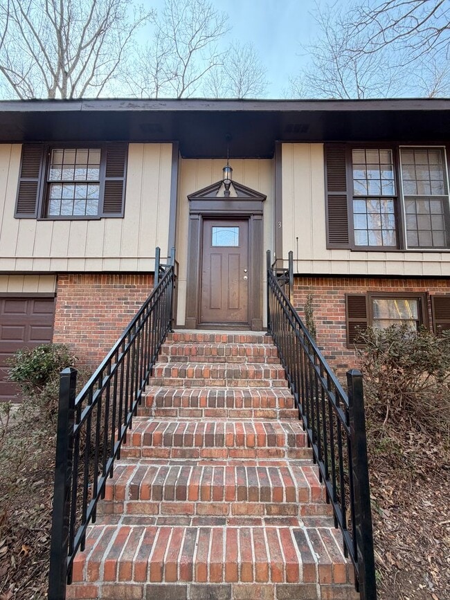 Building Photo - Large 4/2.5 in West Rome $1,895