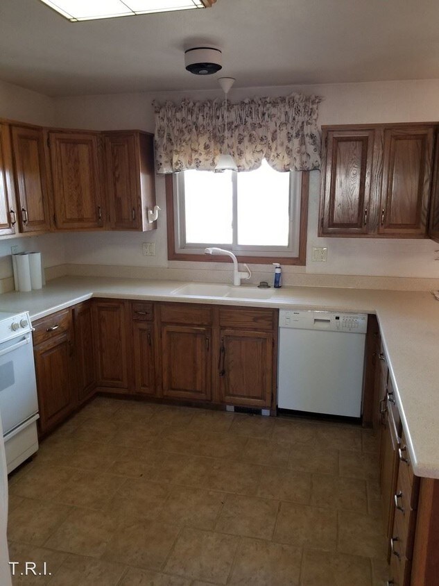 Foto del edificio - 5 br, 3.5 bath House - 23462 CR 55