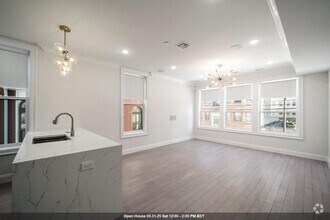 Building Photo - 131 Clifton Pl