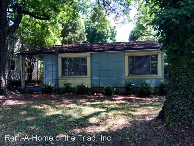 Primary Photo - 2302 Lawndale Dr