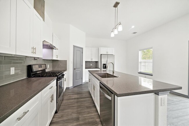 Foto del edificio - 10209 Ashville Dr