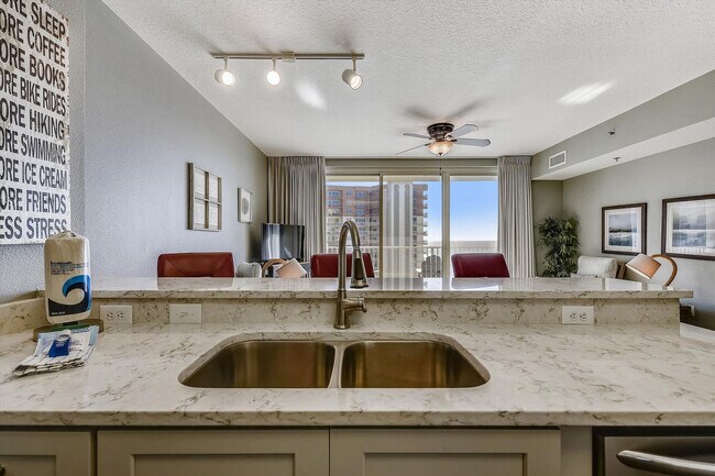 Building Photo - 104 Gulfside Ct