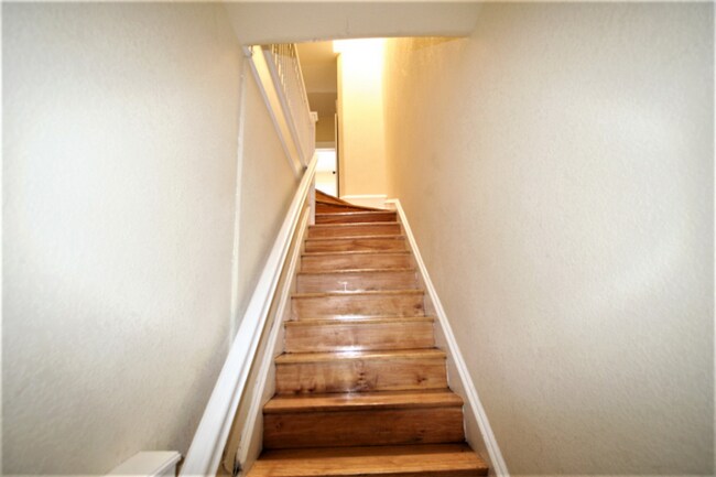 Foto del edificio - 736 E 10th Ave