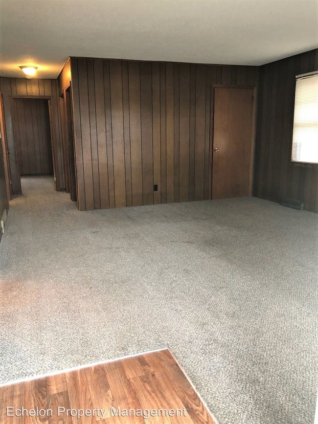 Foto del edificio - 673 Sheridan St
