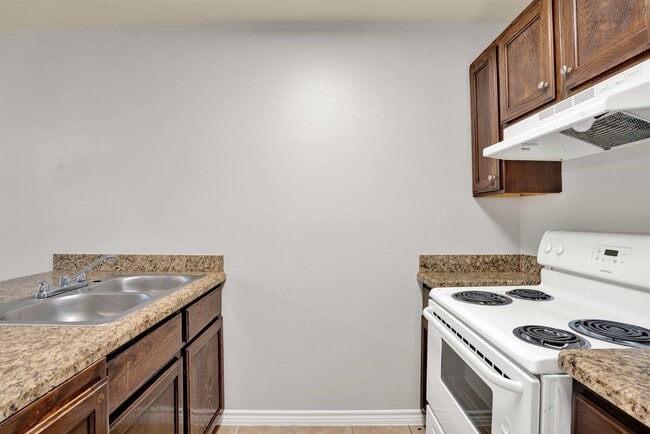 Building Photo - 1022 Dicky Ln