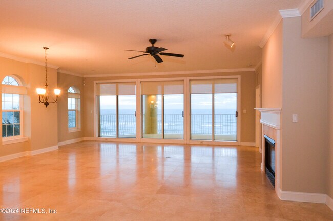 Building Photo - 240 N Serenata Dr
