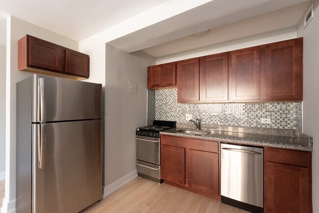 Foto del edificio - 448 W Wellington Ave