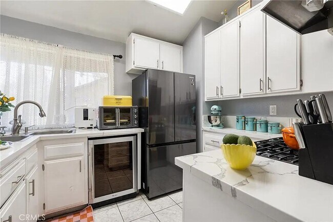 Foto del edificio - 4140 Workman Mill Rd