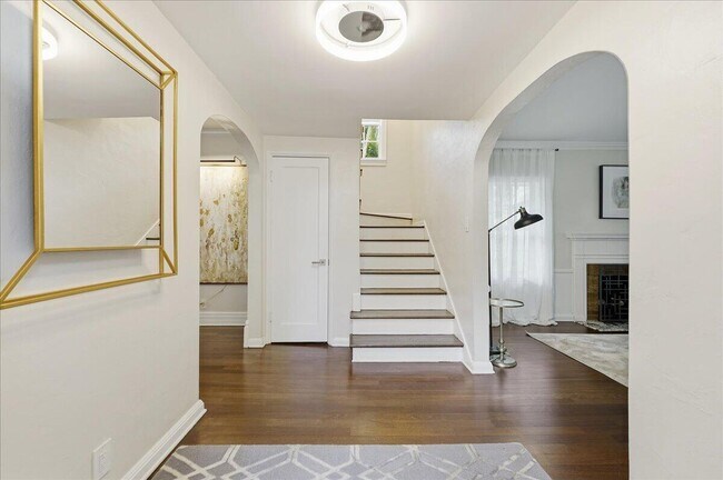 Foto del edificio - 459 NE 15th Ave