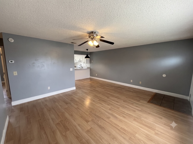 Building Photo - 72 Las Brisas Way