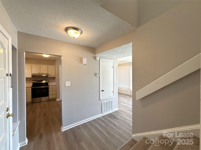 Building Photo - 11537 Turn Stone Ct