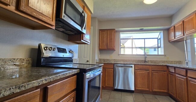 Foto del edificio - 15243 Kelbrook Dr