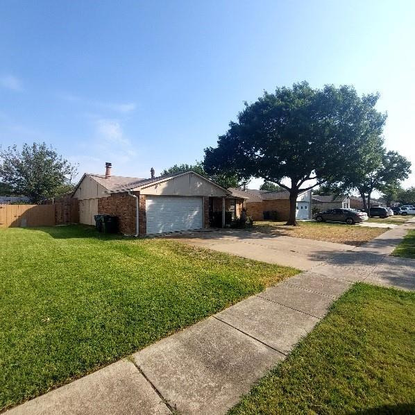 Building Photo - 5533 King Dr