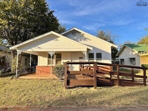 Building Photo - 3008 Cumberland Ave