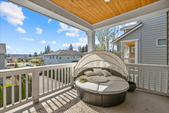Building Photo - Luxury Living at Sagebrook