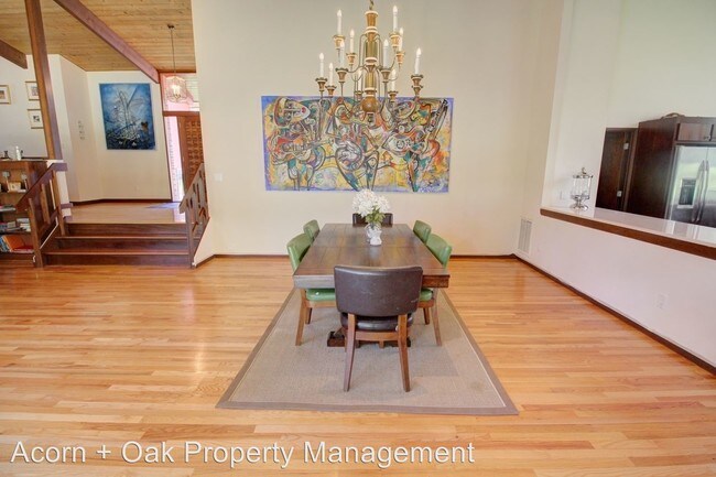 Building Photo - 4 br, 3.5 bath House - 3315 Stoneybrook Drive
