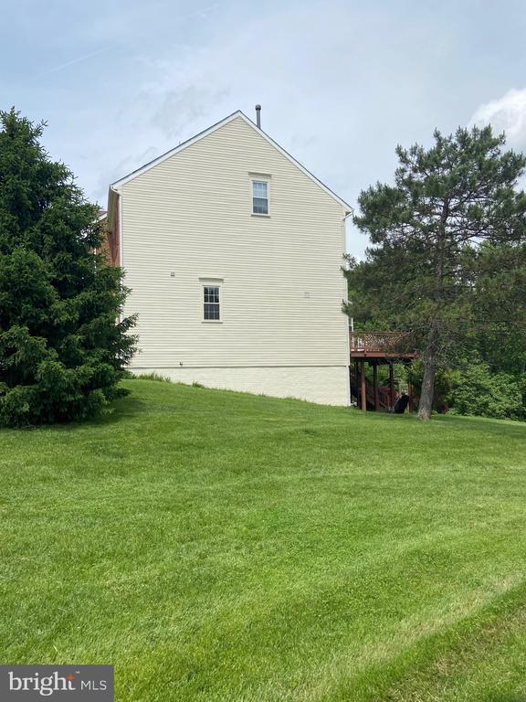 Building Photo - 14001 Gallop Terrace