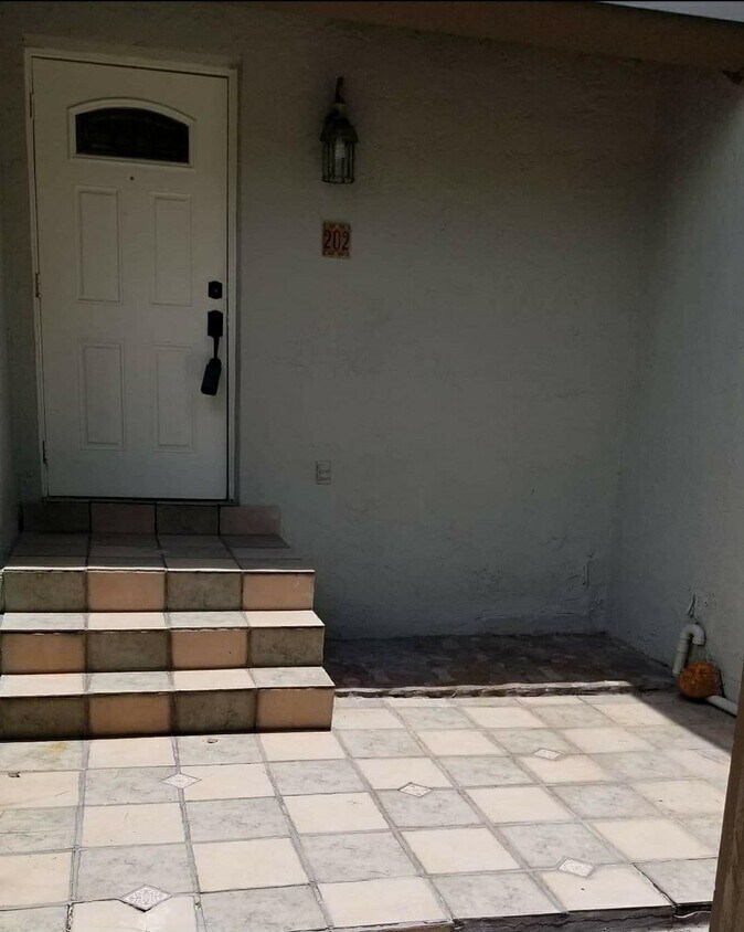 Foto del edificio - 10309 NW 9th St Cir