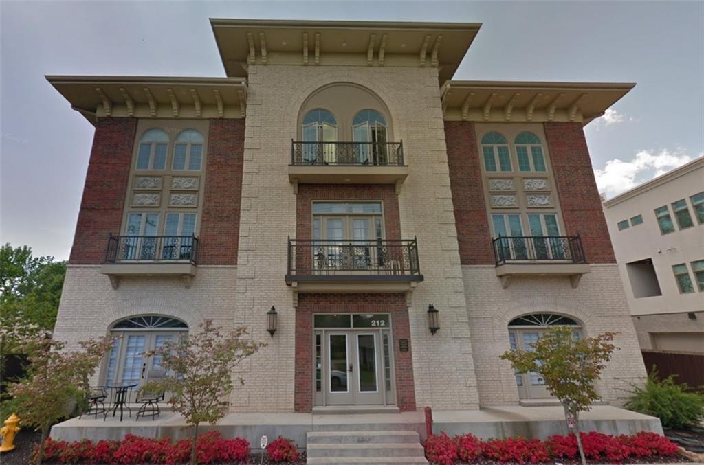 212 SE A St Unit 21, Bentonville, AR 72712 Condo for Rent in
