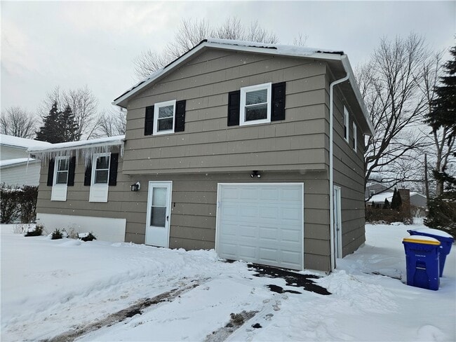 Building Photo - 123 Cross Gates Rd