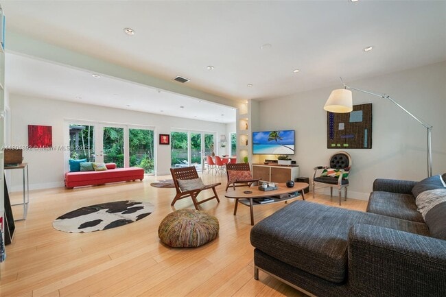 Foto del edificio - 5800 SW 50th Terrace