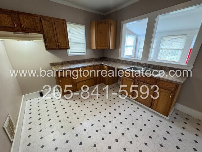 Foto del edificio - 4612 Terrace S