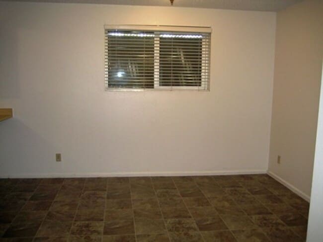 Building Photo - 3-BR Duplex in Santa Clara