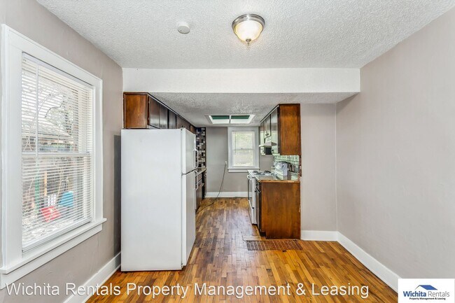 Foto del edificio - 2 br, 1 bath House - 210 S. Edwards