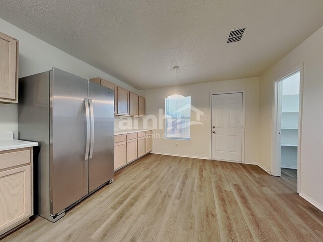 Building Photo - 3878 Fox Meadow Way