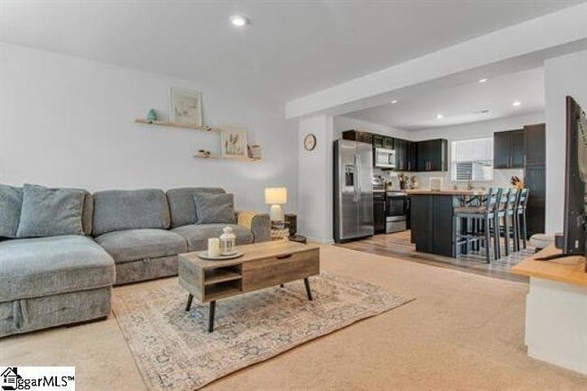 Building Photo - 34 Tidworth Dr