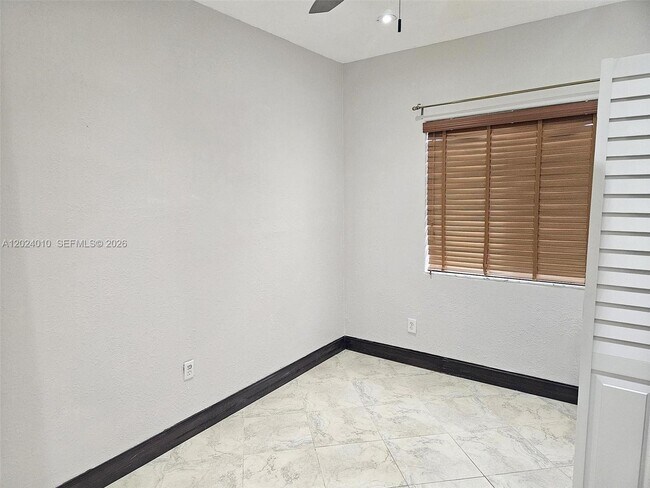 Foto del edificio - 15320 SW 305th St