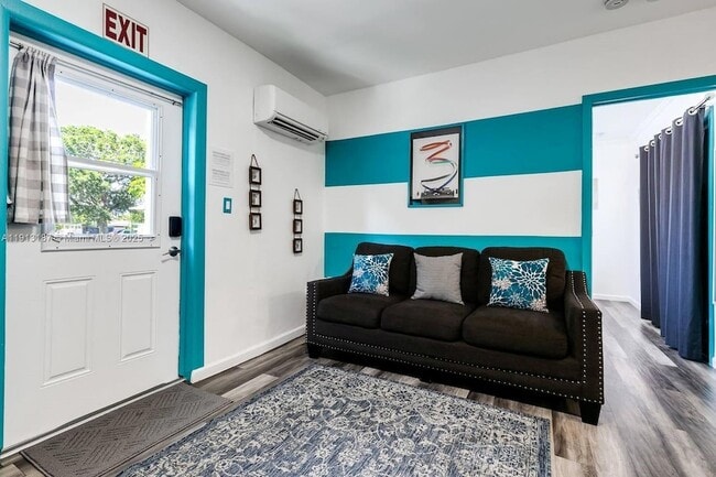 Photo - 1629 Johnson St Apartment