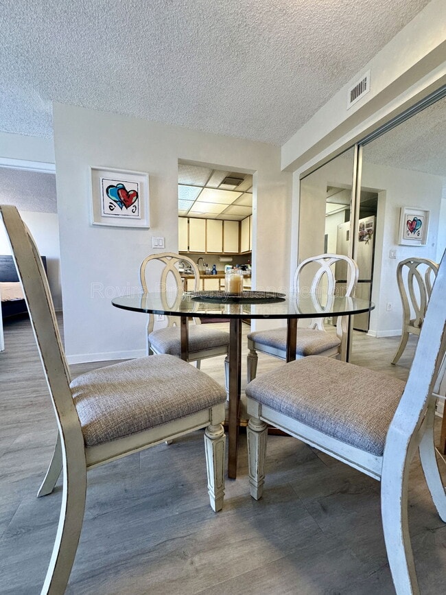 Photo - 1740 NW N River Dr Apartment