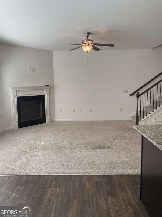 Foto del edificio - 1418 Haynescrest Ct