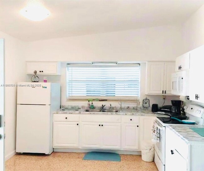 Foto del edificio - 1236 NE 109th St