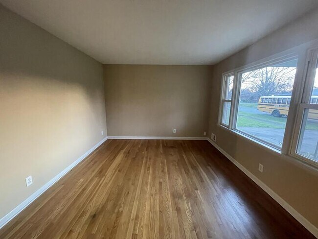 Building Photo - 5614 Arvis Dr