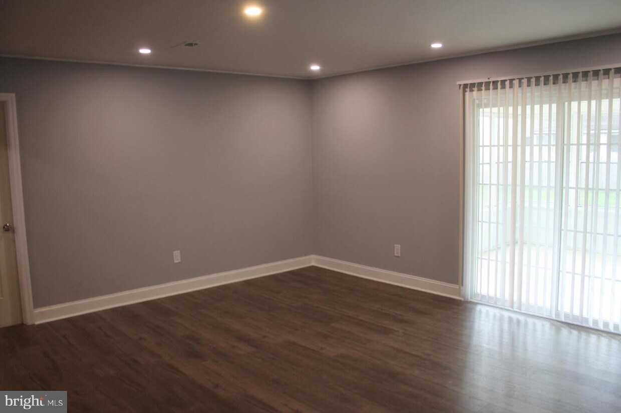 Foto principal - 57 Neptune Ln