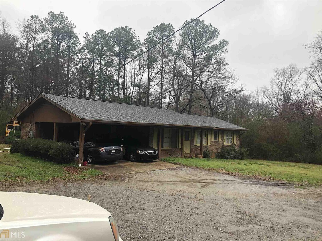 1923 Panola Rd, Lithonia, GA 30058 House for Rent in Lithonia, GA