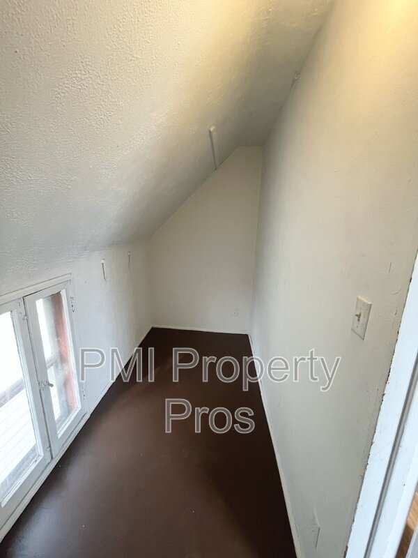 Foto del edificio - 3307 N 24th Pl