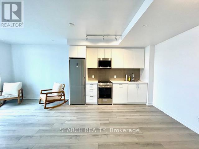 Photo du bâtiment - 1109 St Clair Ave W