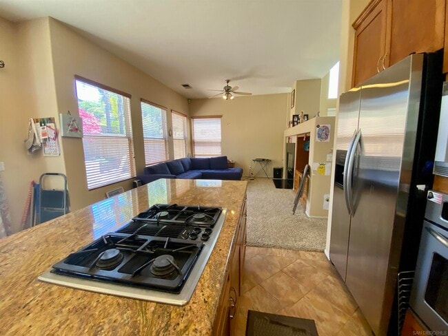Building Photo - 12061 Daymark Ct