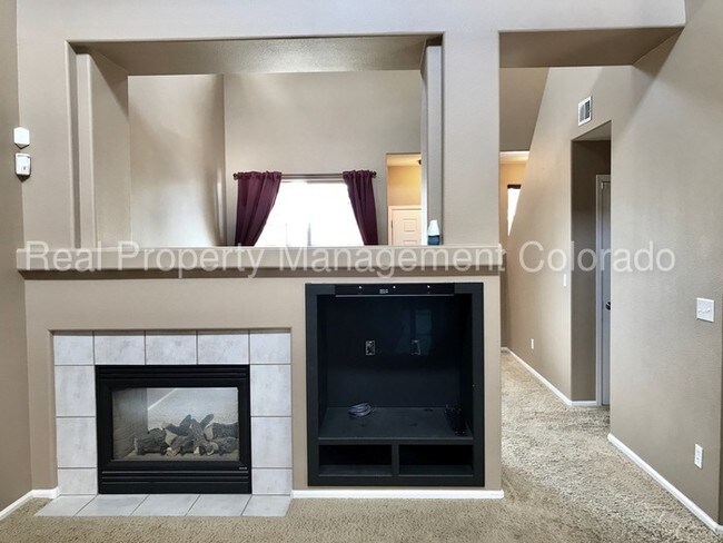 Building Photo - Beautiful 3 Bed, 2 Bath Home