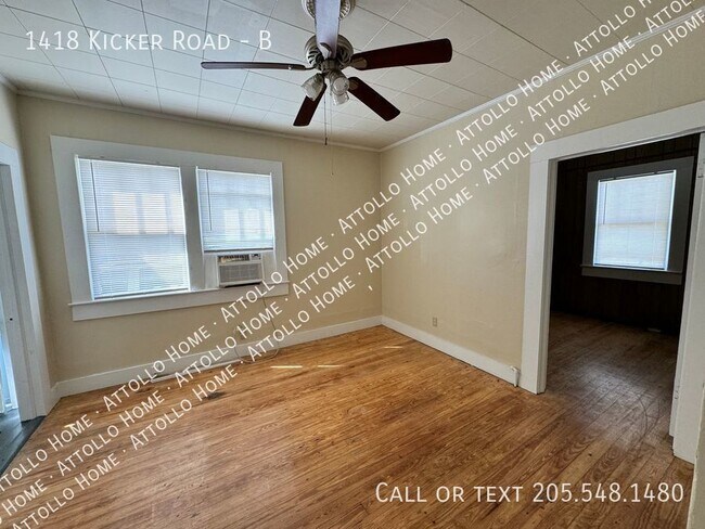 Foto del edificio - 2-Bed/1-Bath Apartment with Bonus Room!