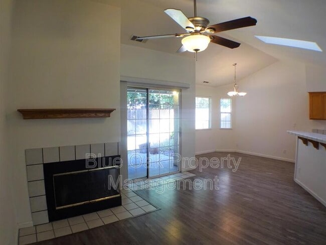 Building Photo - 54 Glenshire Ln