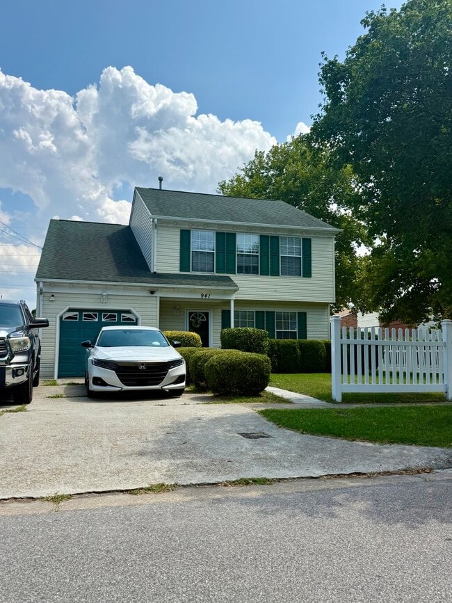 Building Photo - 941 Avenue G