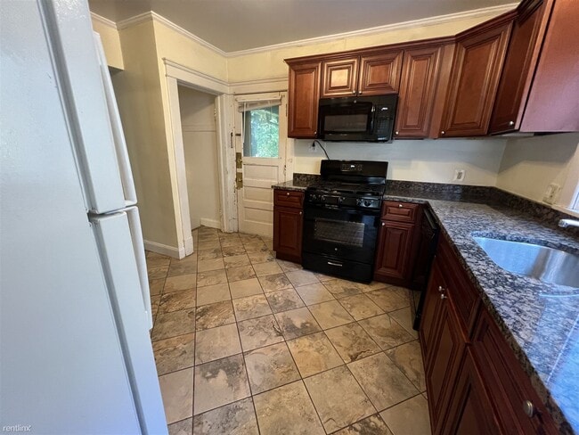 Building Photo - 6 br, 2 bath House - 815 McKinley Ave 815 ...