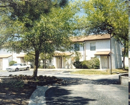 Building Photo - Clearwater Apartments